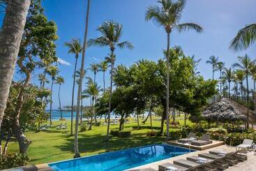 Wyndham Alltra Samana All Inclusive Resort