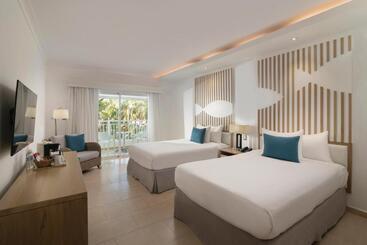 Wyndham Alltra Samana All Inclusive Resort