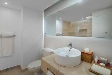 Wyndham Alltra Samana All Inclusive Resort