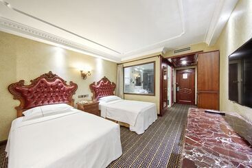 هتل Grand Regency