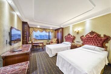 هتل Grand Regency