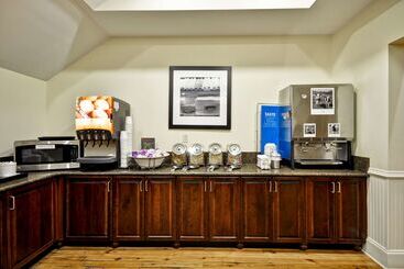 هتل Hampton Inn & Suites Charleston/west Ashley