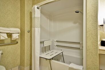 هتل Hampton Inn & Suites Charleston/west Ashley
