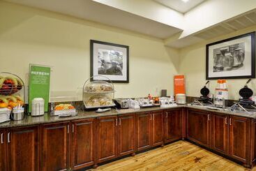 هتل Hampton Inn & Suites Charleston/west Ashley