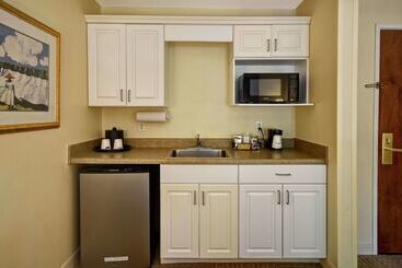 هتل Hampton Inn & Suites Charleston/west Ashley
