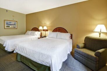 هتل Hampton Inn & Suites Charleston/west Ashley