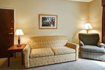 هتل Hampton Inn & Suites Charleston/west Ashley