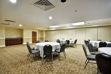 هتل Hampton Inn & Suites Charleston/west Ashley
