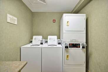 هتل Hampton Inn & Suites Charleston/west Ashley