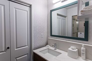 هتل Hampton Inn & Suites Charleston/west Ashley