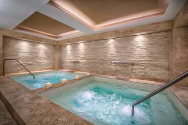 هتل Hilton Colon Guayaquil