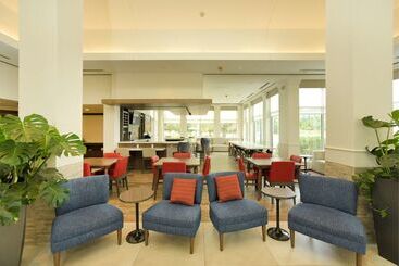 هتل Hilton Garden Inn Saratoga Springs