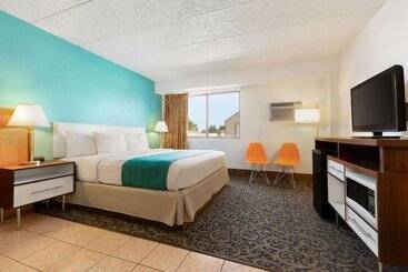 هتل Howard Johnson By Wyndham Billings
