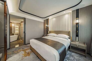 Howard Johnson Paragon Hotel Beijing Central