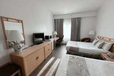 هتل La Caravelle