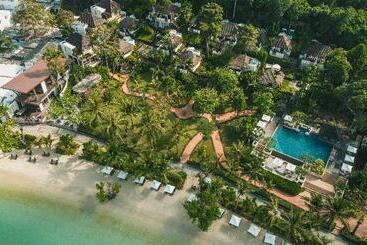 هتل Le Vimarn Cottages & Spa