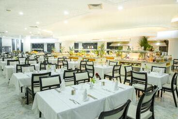 هتل Marhaba Royal Salem