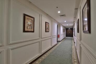 Отель Mena Andalusia Riyadh