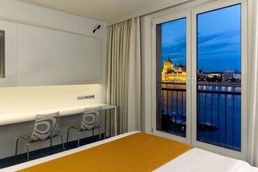 호텔 Park Plaza Budapest