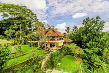 هتل Puri Bunga Resort & Spa