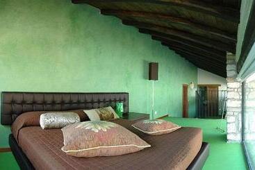 هتل Relais Villa d'Assio