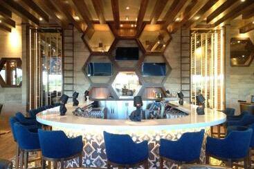 Sandman Hotel Calgary Airport