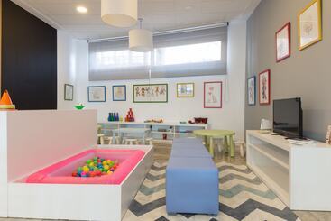 هتل Sandos Benidorm Suites