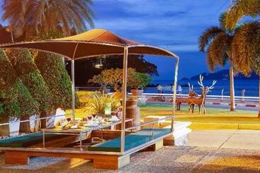 Seaview Patong Hotel   Sha Plus