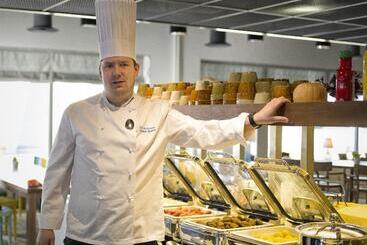 هتل Tallink Express