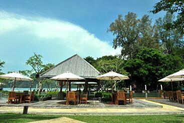 هتل Tanjung Rhu Resort
