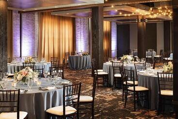 هتل The Westin St. Louis