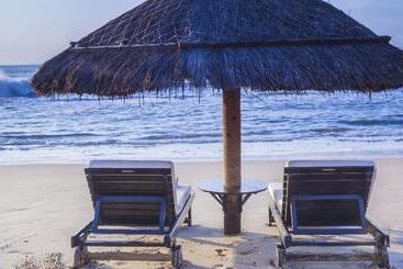 هتل Victoria Phan Thiet Beach Resort & Spa