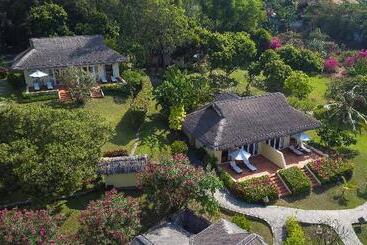 هتل Victoria Phan Thiet Beach Resort & Spa