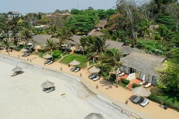 هتل Victoria Phan Thiet Beach Resort & Spa