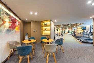 هتل Yunzen Jinling World Trade Plaza