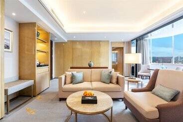 هتل Yunzen Jinling World Trade Plaza