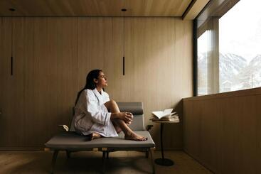 La Couronne Hotel & Spa