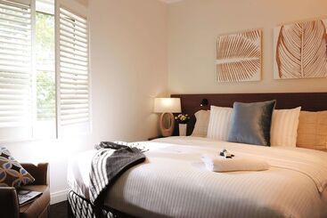 Oaks Cypress Lakes Resort