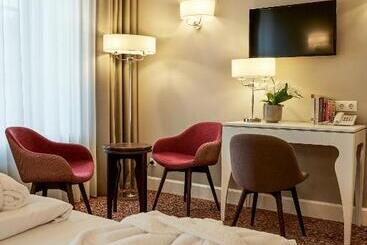 Ratonda Centrum Hotels