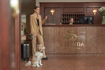 Ratonda Centrum Hotels