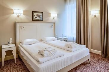 Ratonda Centrum Hotels