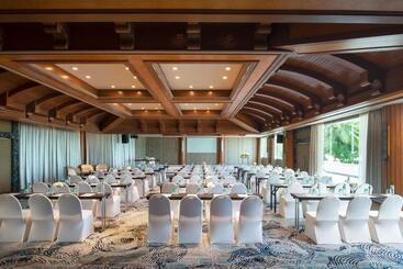 استراحتگاه Pullman Pattaya Hotel G