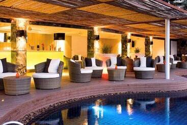 استراحتگاه Pullman Pattaya Hotel G