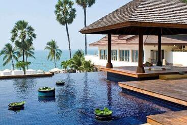 استراحتگاه Pullman Pattaya Hotel G