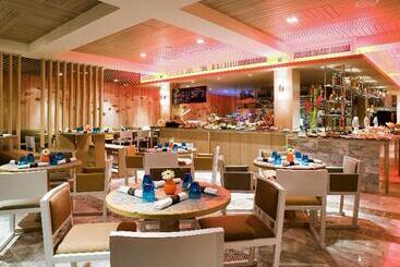 استراحتگاه Pullman Pattaya Hotel G
