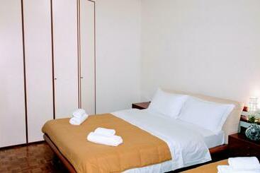 پانسیون Rosa Garden B&b