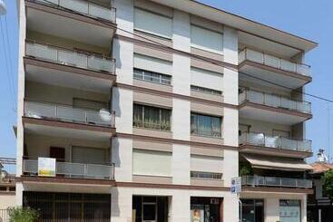 پانسیون Rosa Garden B&b