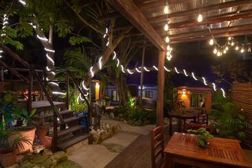 هاستل Amar Inn