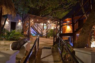 هاستل Amar Inn