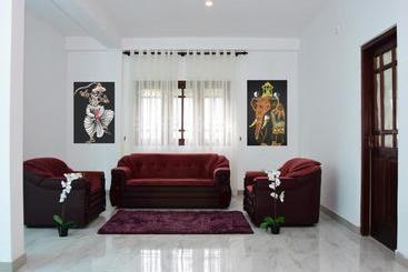 تختخواب و صبحانه Ciel Grand Villa